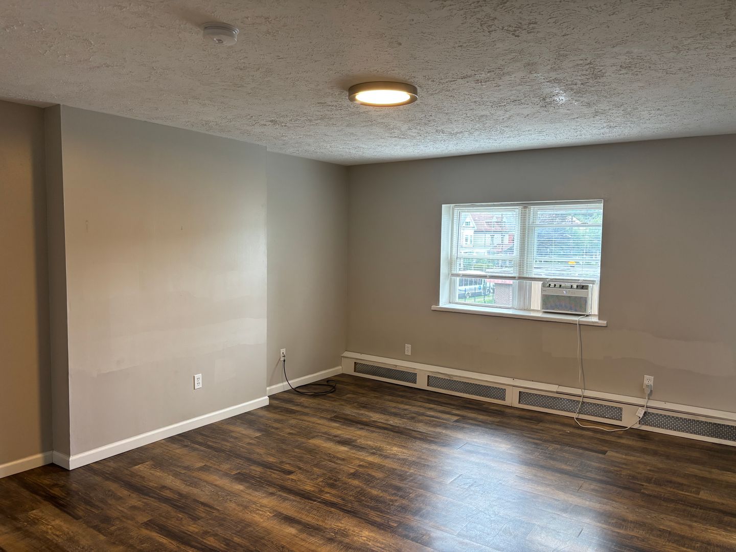 Pittsburgh Apartment: 742 N. Negley Ave