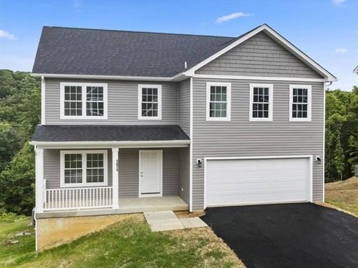 4 BED 2.5 BATH LOCATED IN CHRISTIANSBURG LOCATED NOW – photo 1