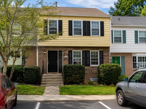 Blacksburg, 3 BR / 2.5 BA Available July 27 – photo 1