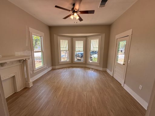 3 Bed 1.5 Bath Rental at 1301 SE 12th Street, Mineral Wells, TX – photo 1