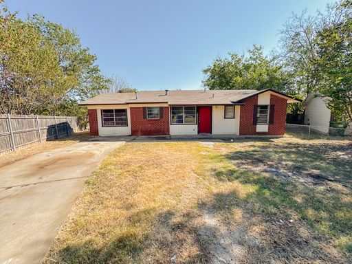 Spacious 3-Bedroom Home – photo 1