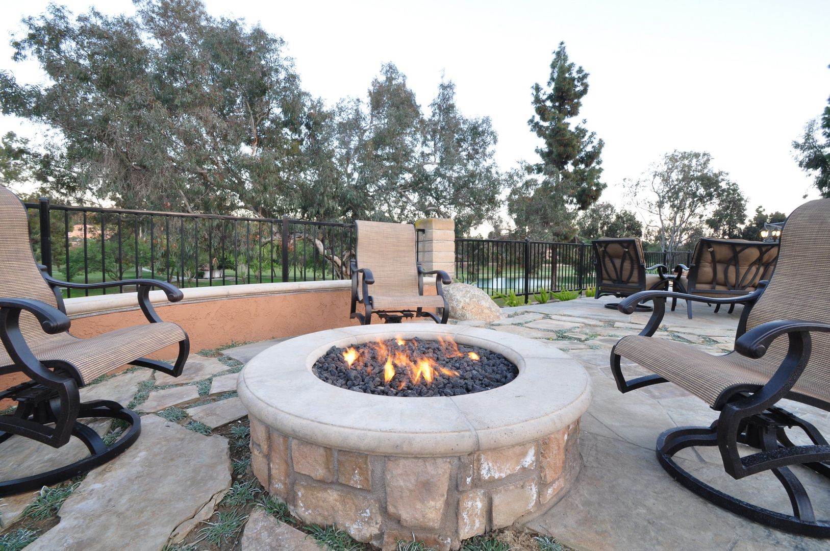 Vista Apartment: 1617 Live Oak Road