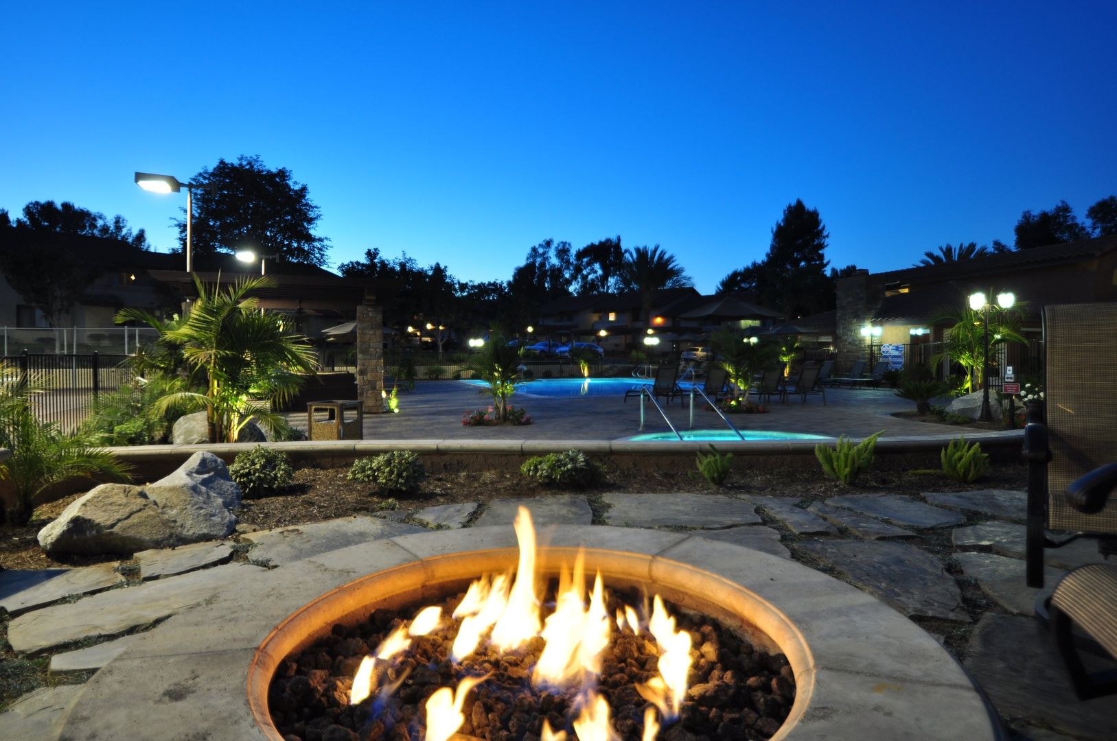 Vista Apartment: 1617 Live Oak Road