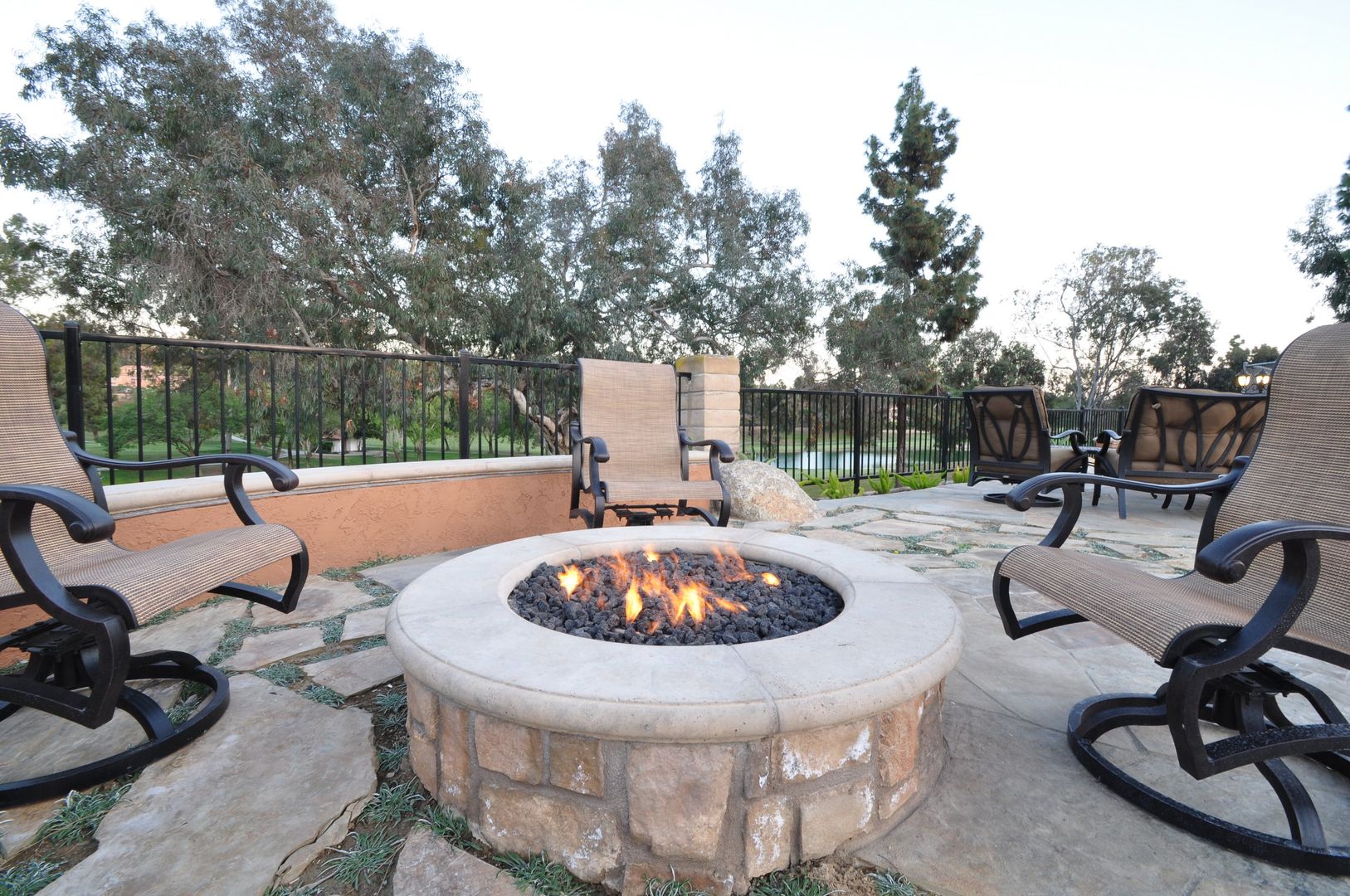 Vista Apartment: 1617 Live Oak Road