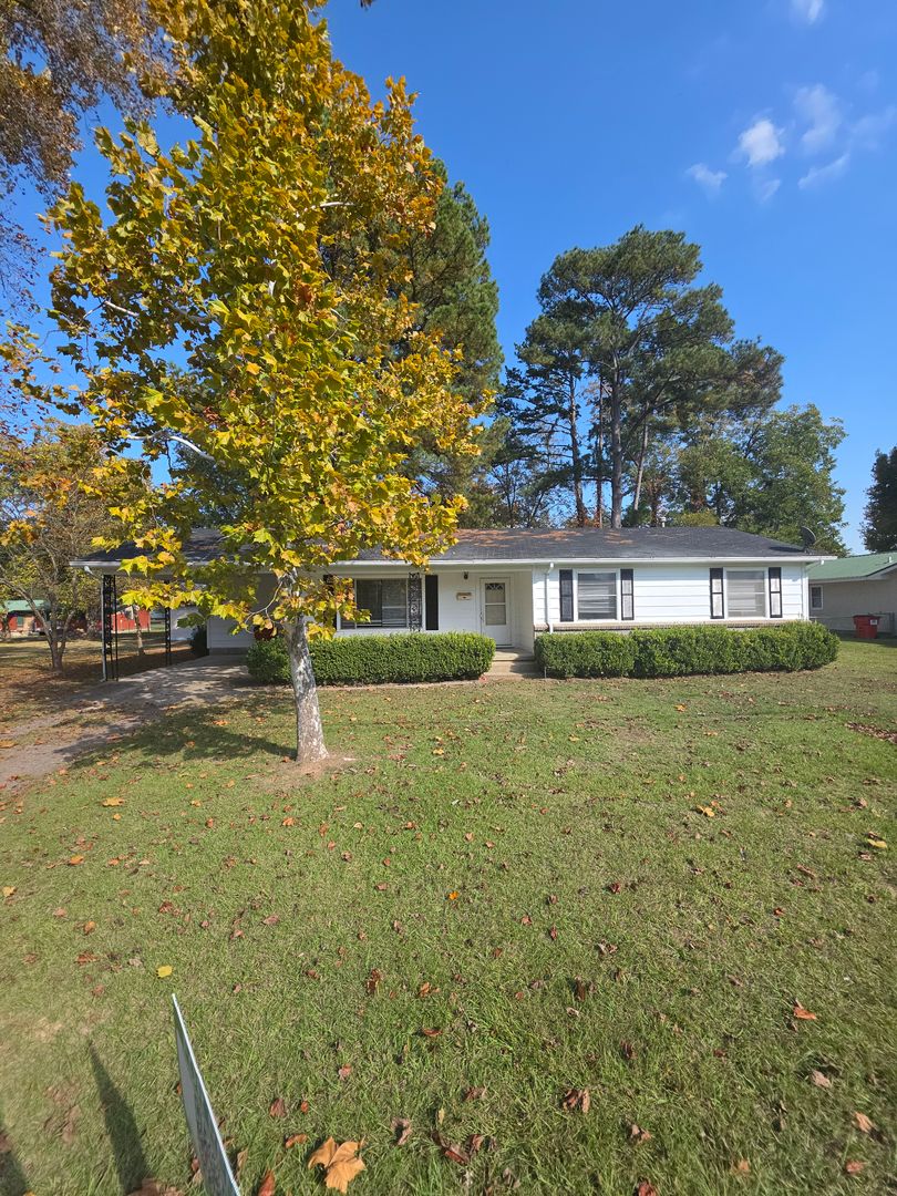 Dardanelle House: 103 Frederick St