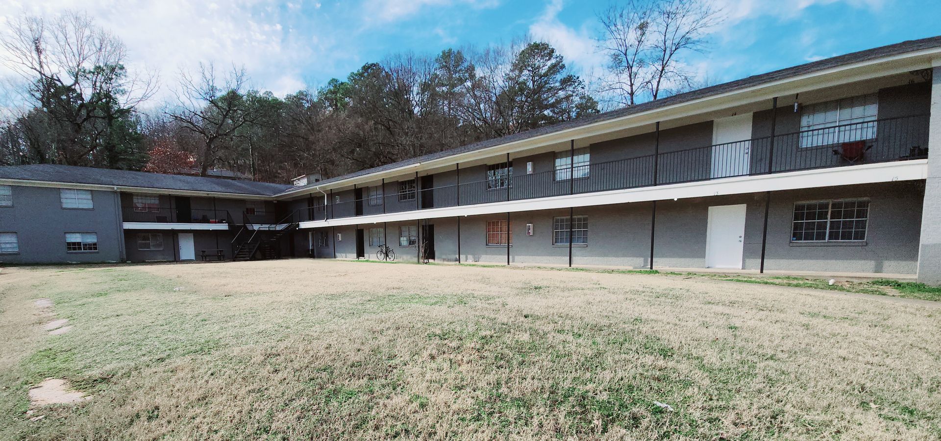 Russellville Apartment: 1910 - 1911 S. El Paso