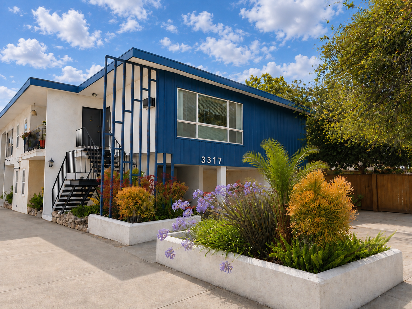 Los Angeles Apartment: 3317 Keystone Ave