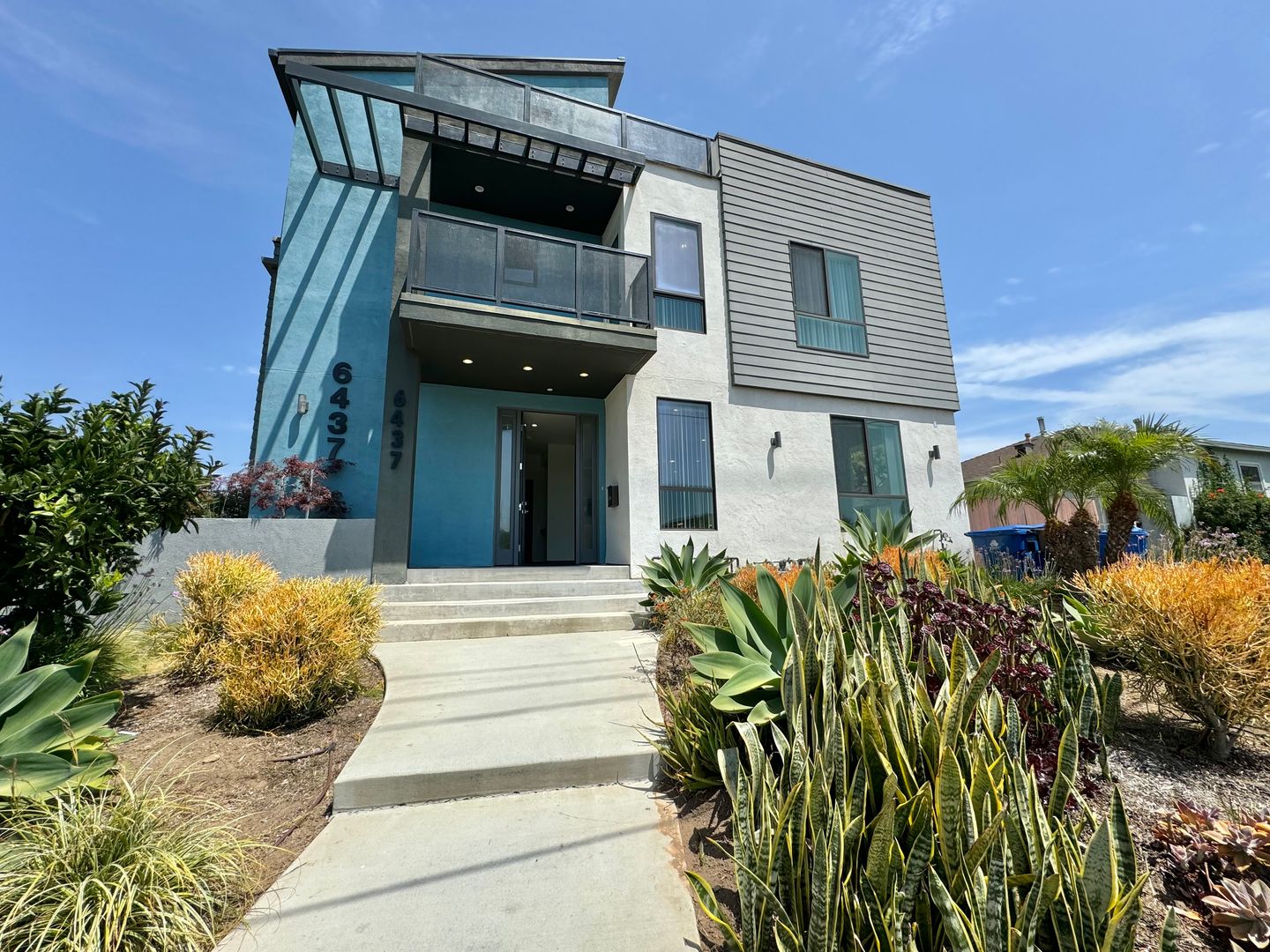 Los Angeles Multiplex: 6437 W. 86th Place