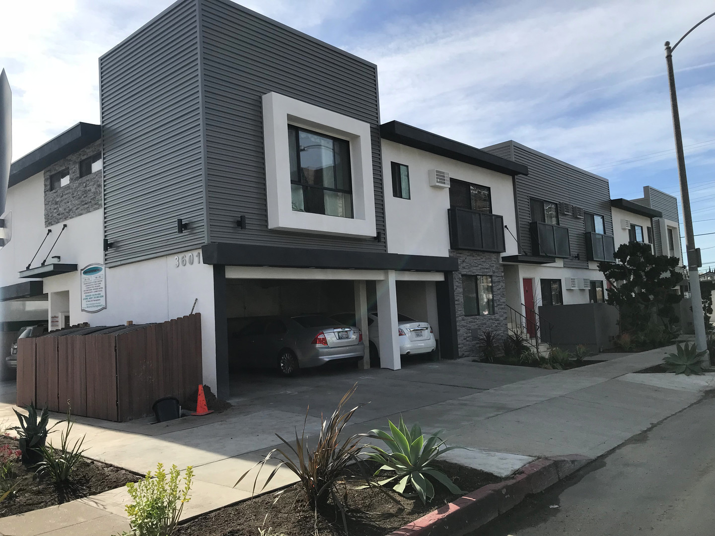 Los Angeles Apartment: 3601 Keystone Ave