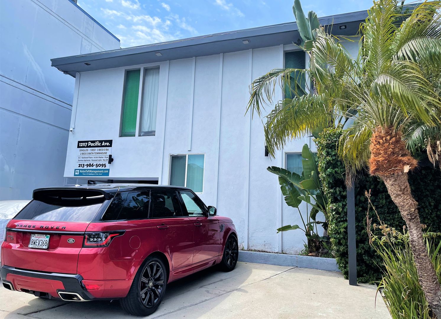 Los Angeles Apartment: 12117 Pacific Ave