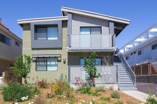 Los Angeles Apartment: 3538 Keystone Ave