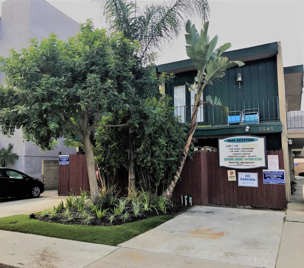 Los Angeles Apartment: 3545 Keystone Ave