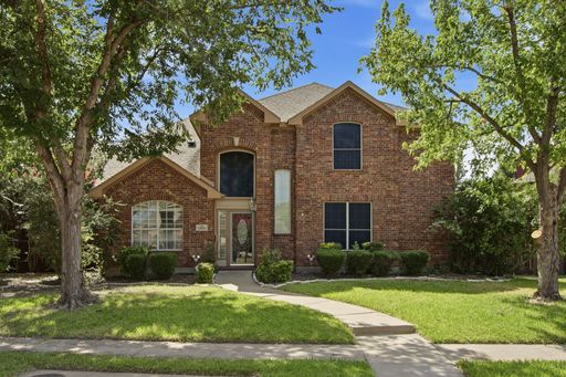 4 bed Golf community for lease!