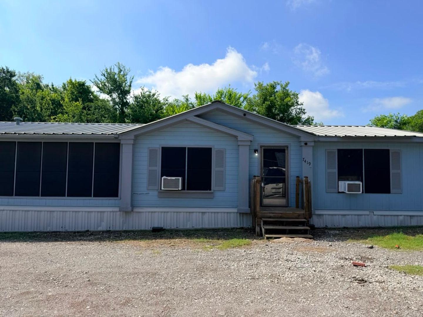 Mansfield Apartment: 7415 Remington