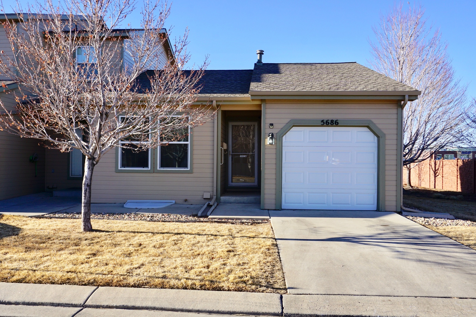 Colorado Springs Townhome: 5686 Sunshade Point