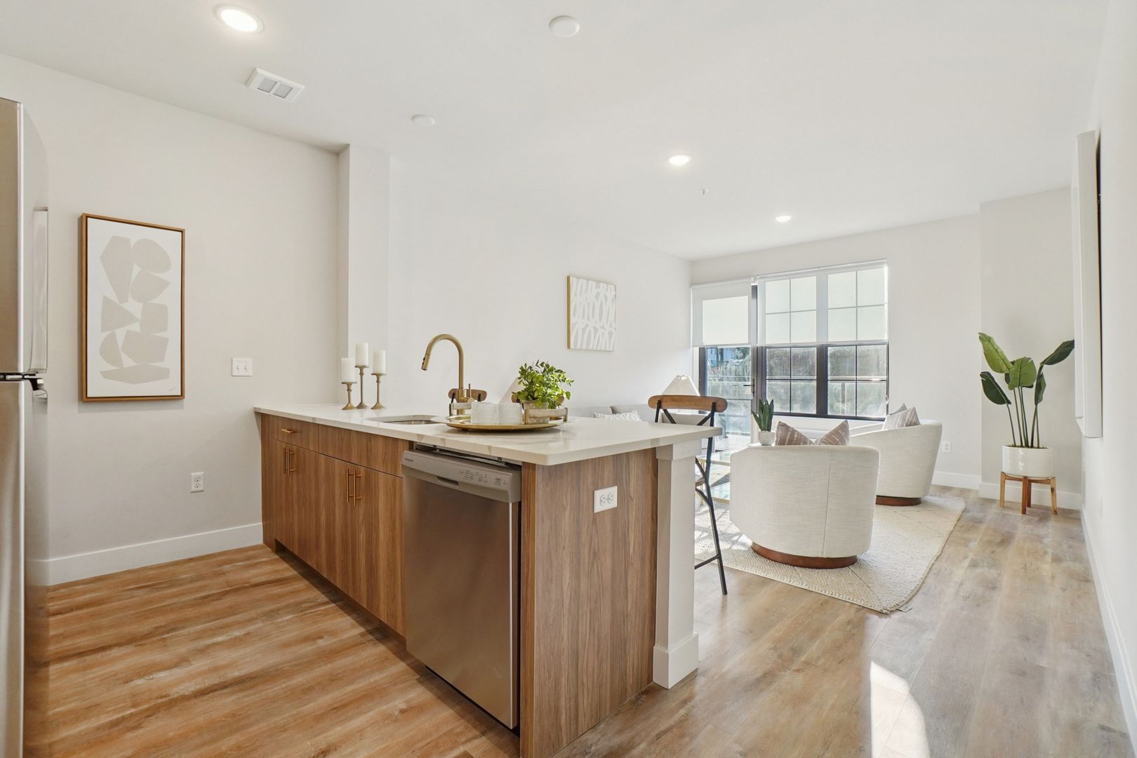 Cortlandt Terrace 4 of 6