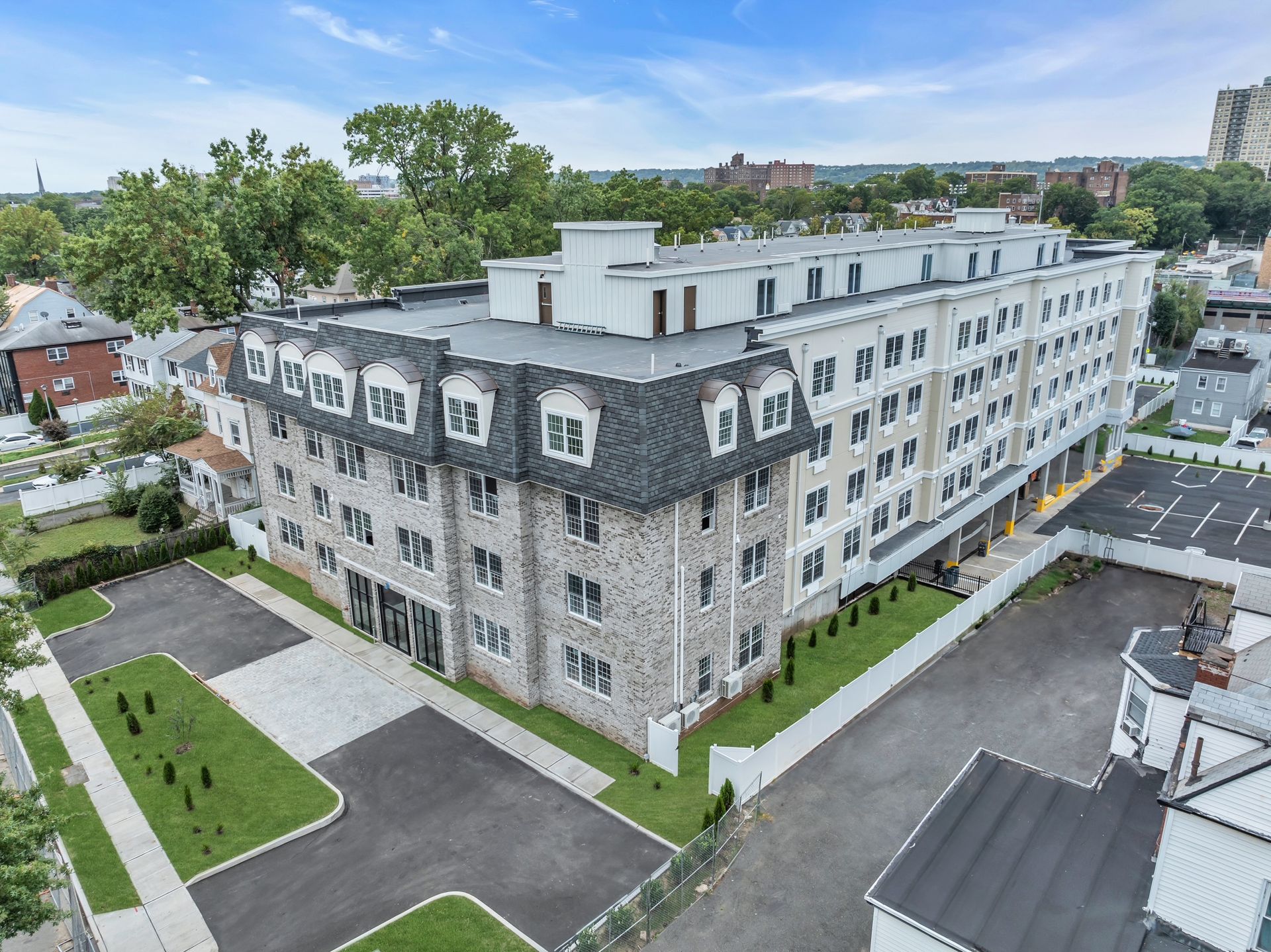East Orange Apartment: 227 North Walnut St