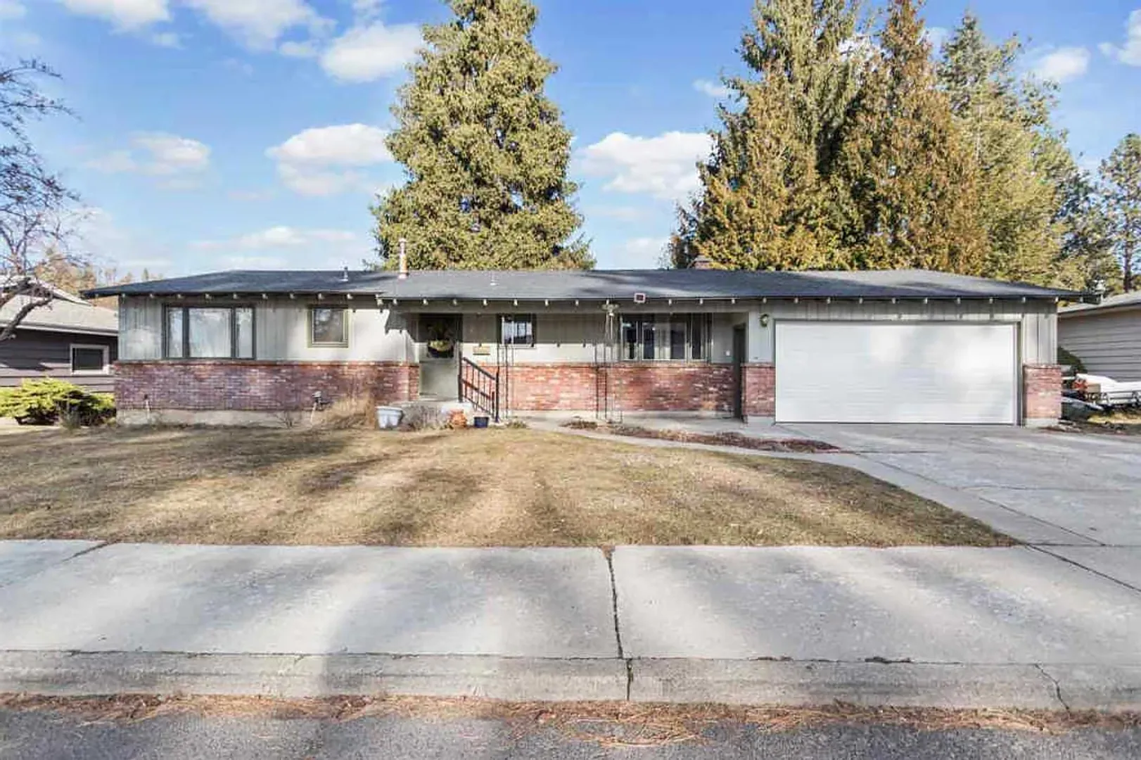 Spokane House: 7220 N Drumheller St