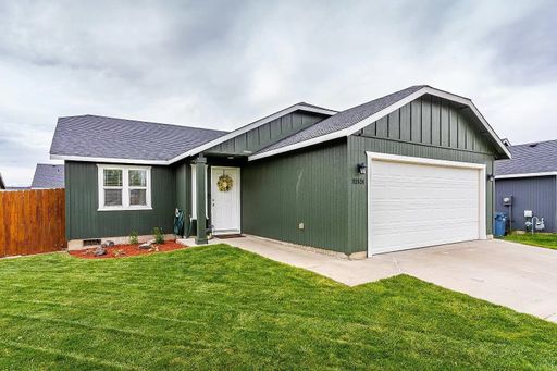 12524 W Tower Ave, Airway Heights, WA 99001