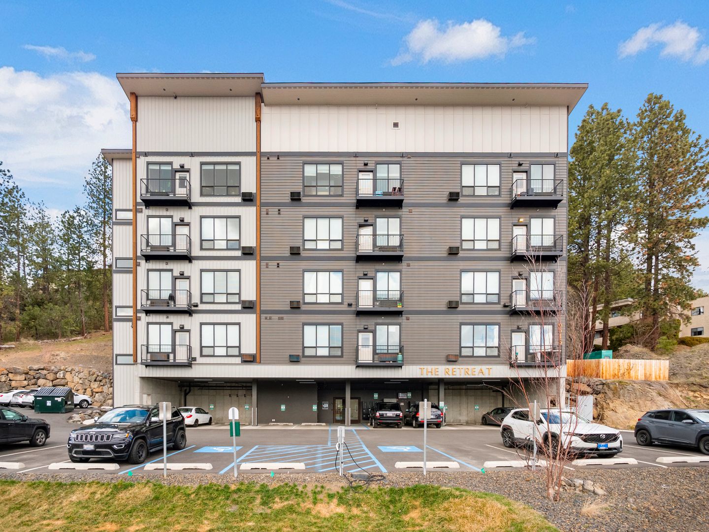 Spokane Apartment: 6515 N Austin Rd