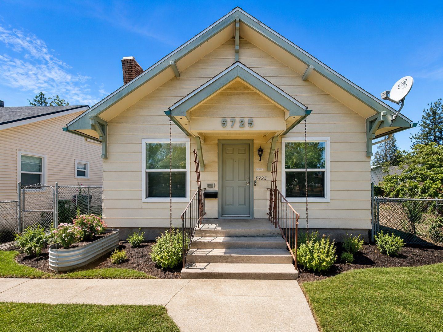Spokane House: 5725 N Wall St