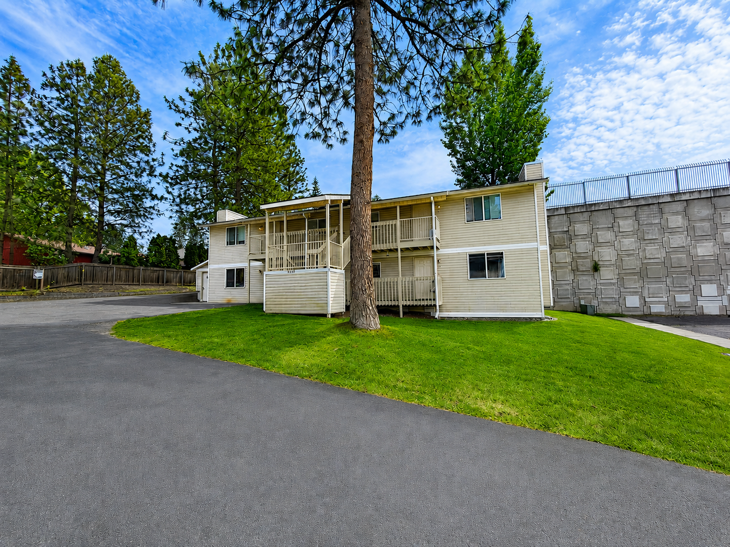 Spokane Apartment: 8422 N Mayfair St