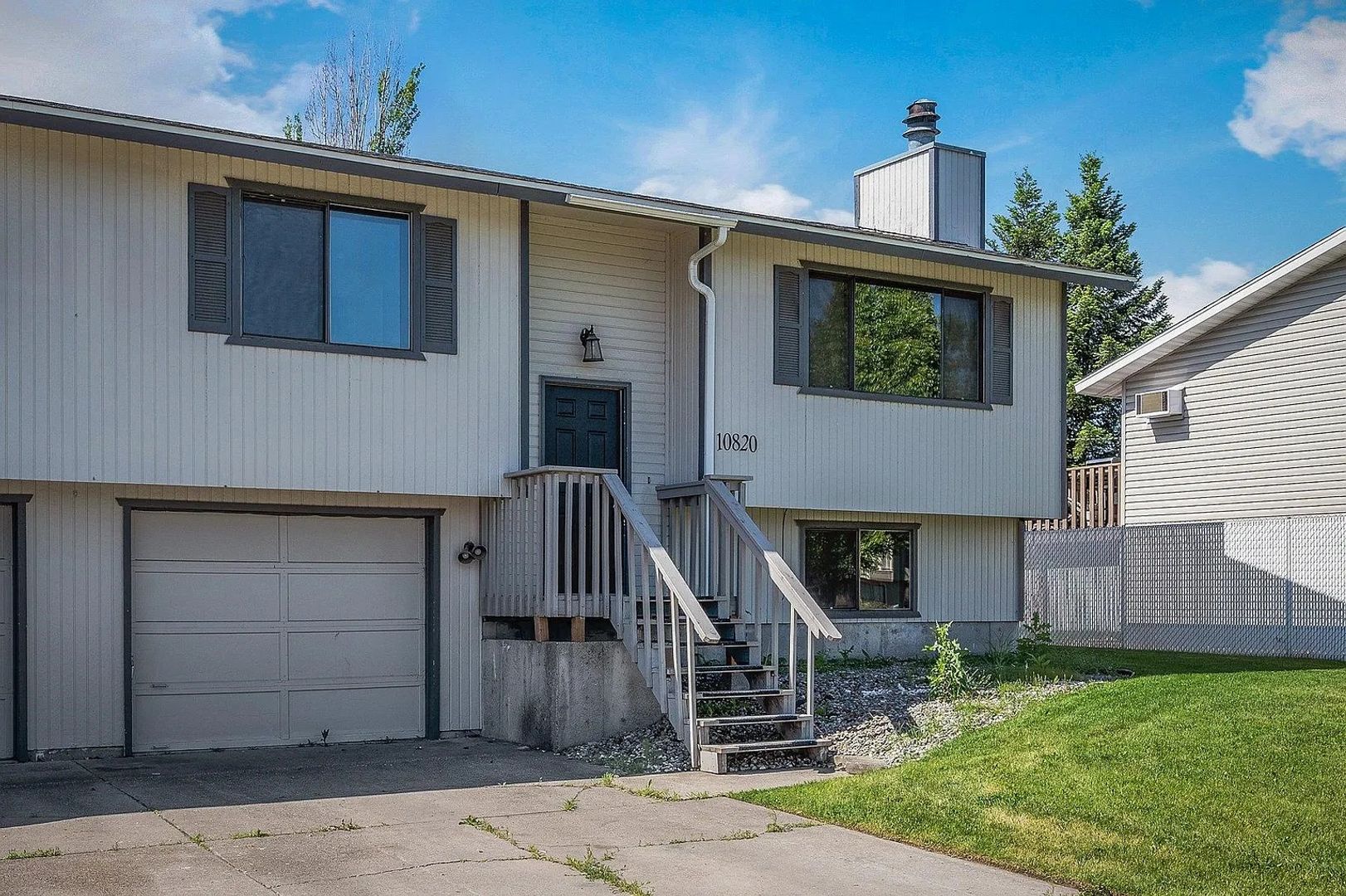 Spokane Valley Apartment: 10820 E Nora Ave