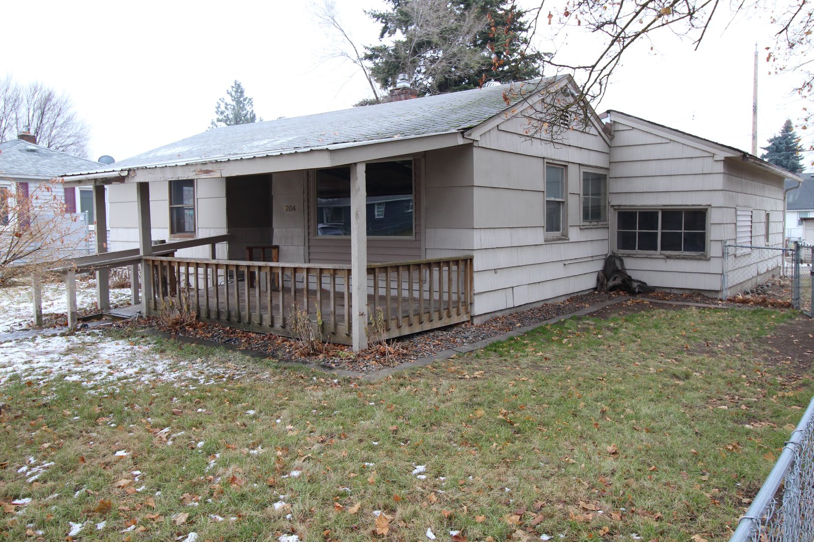 Spokane House: 1204 E Bismark Ave