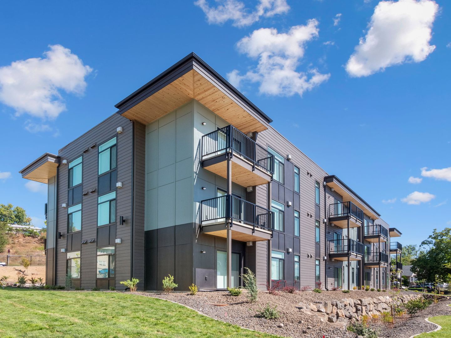 Spokane Apartment: 155 E Cleveland Ave