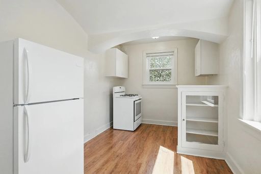 1 bed, 1 bath in Squirrel Hill – photo 1