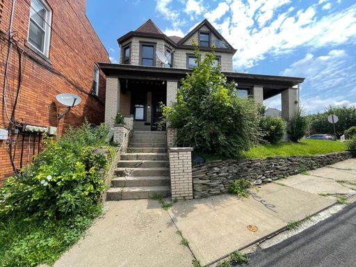 3 Bed 1 Bath Rental at 122 Dinsmore Avenue - Unit 2, Pittsburgh, PA – photo 1