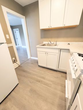 1 bed, 1 bath in Turtle Creek