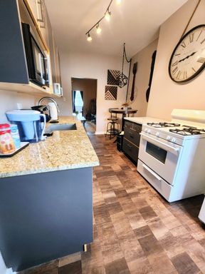 1 bed, 1 bath in Lawrenceville – photo 1