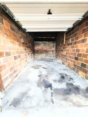 Single-Car Garage for Rent in Etna