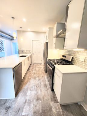 2 bed, 1 bath in Lawrenceville – photo 1