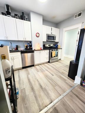 2 Bed 1 Bath Rental at 5518 Broad Street - 2nd Floor, Pittsburgh, PA – photo 1