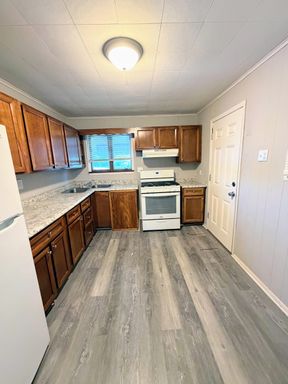 2 bed, 1.5 bath in Clairton