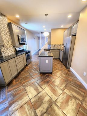 3 bed, 1.5 bath in Lawrenceville – photo 1