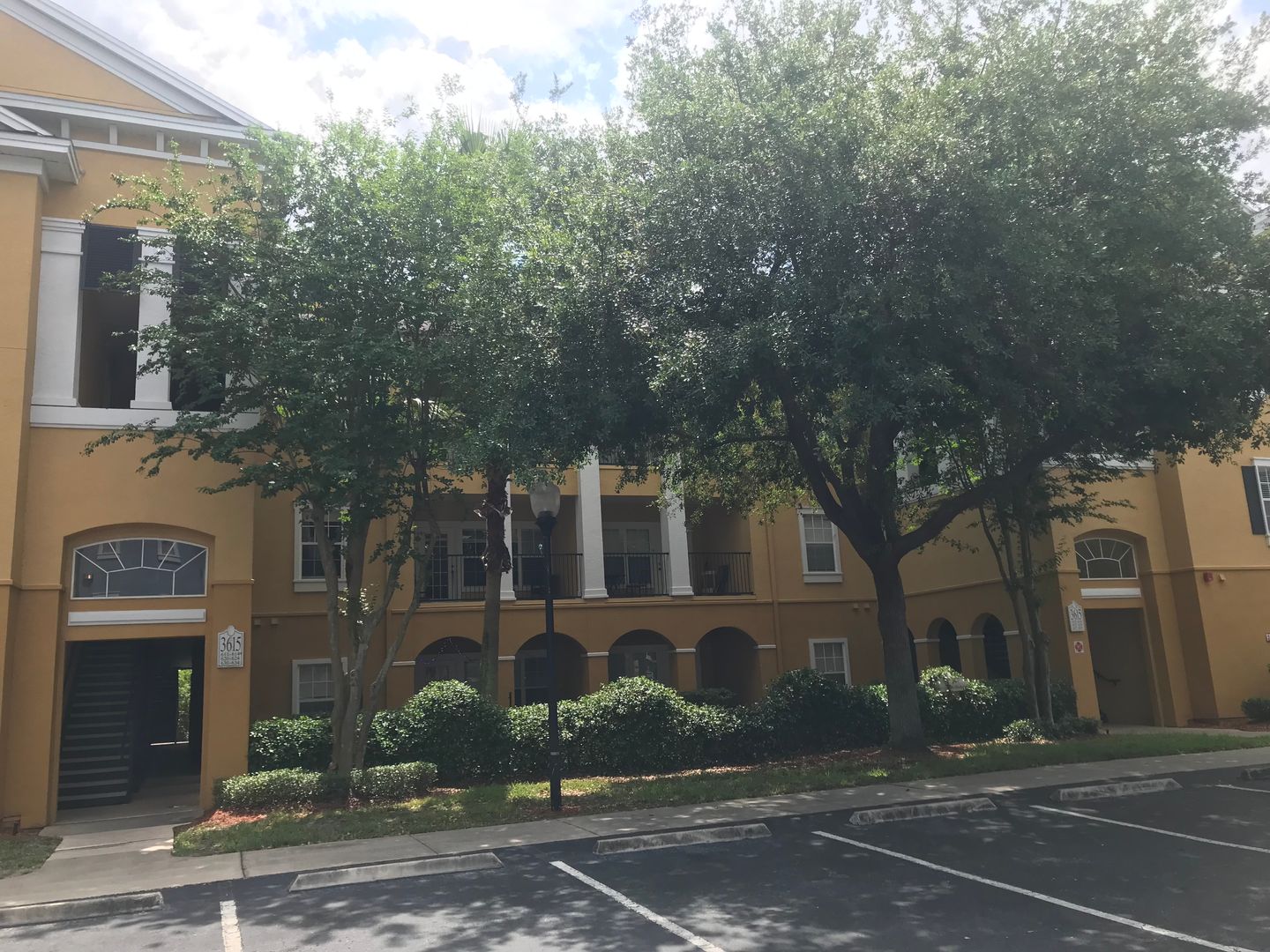 Orlando Apartment: 3615 Conroy Rd