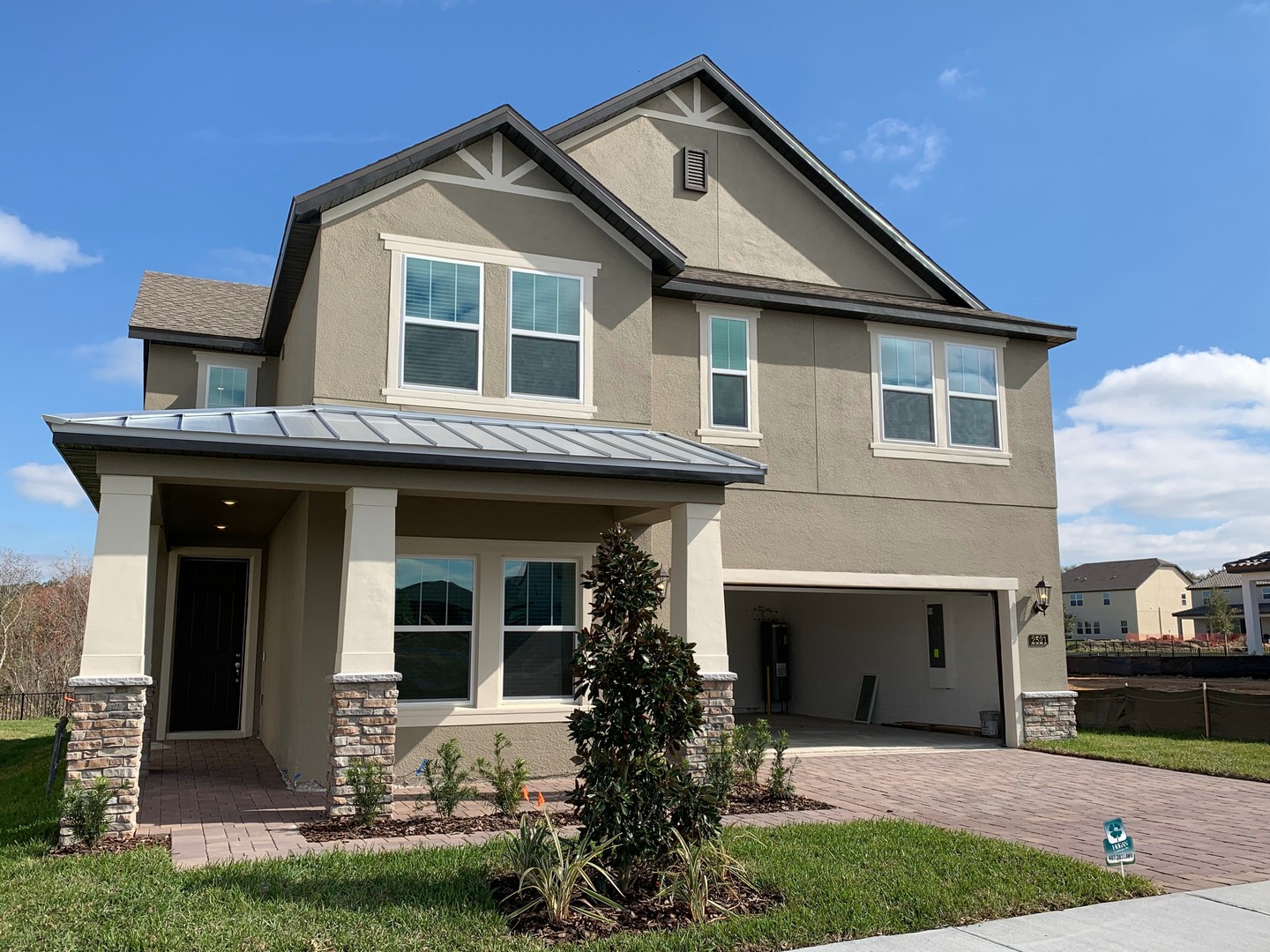 Oakland House: 2521 Sky Stone Court