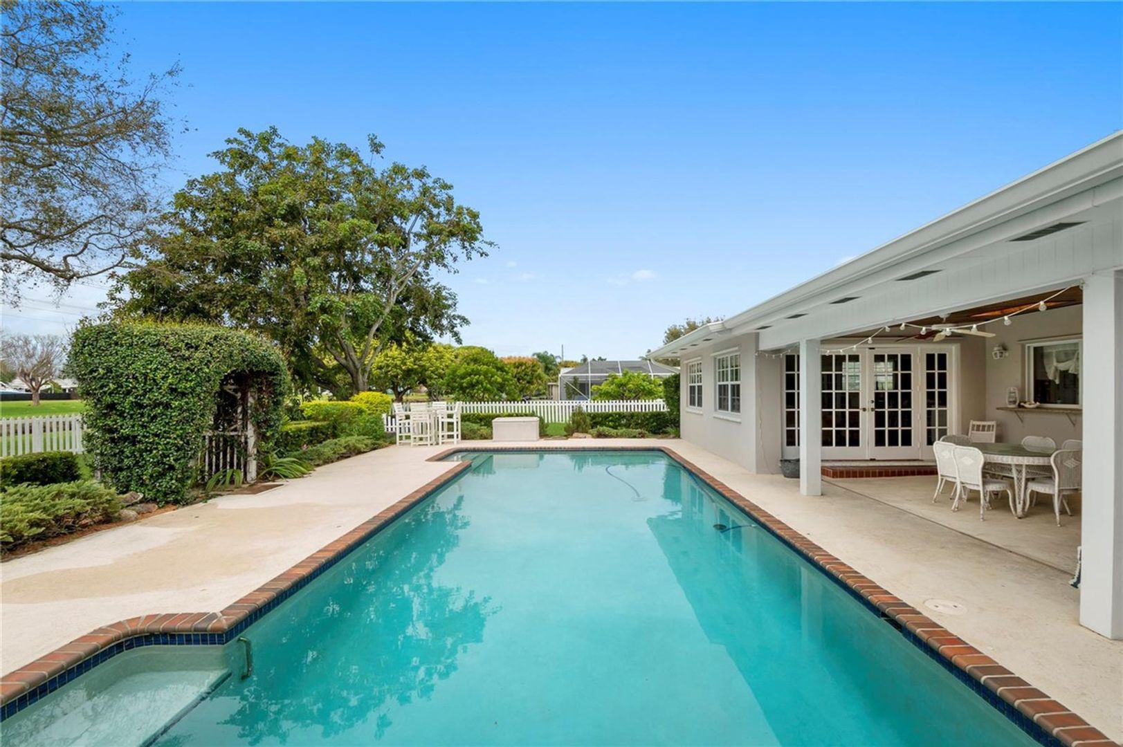 Miami House: 16220 SW 88 Ave