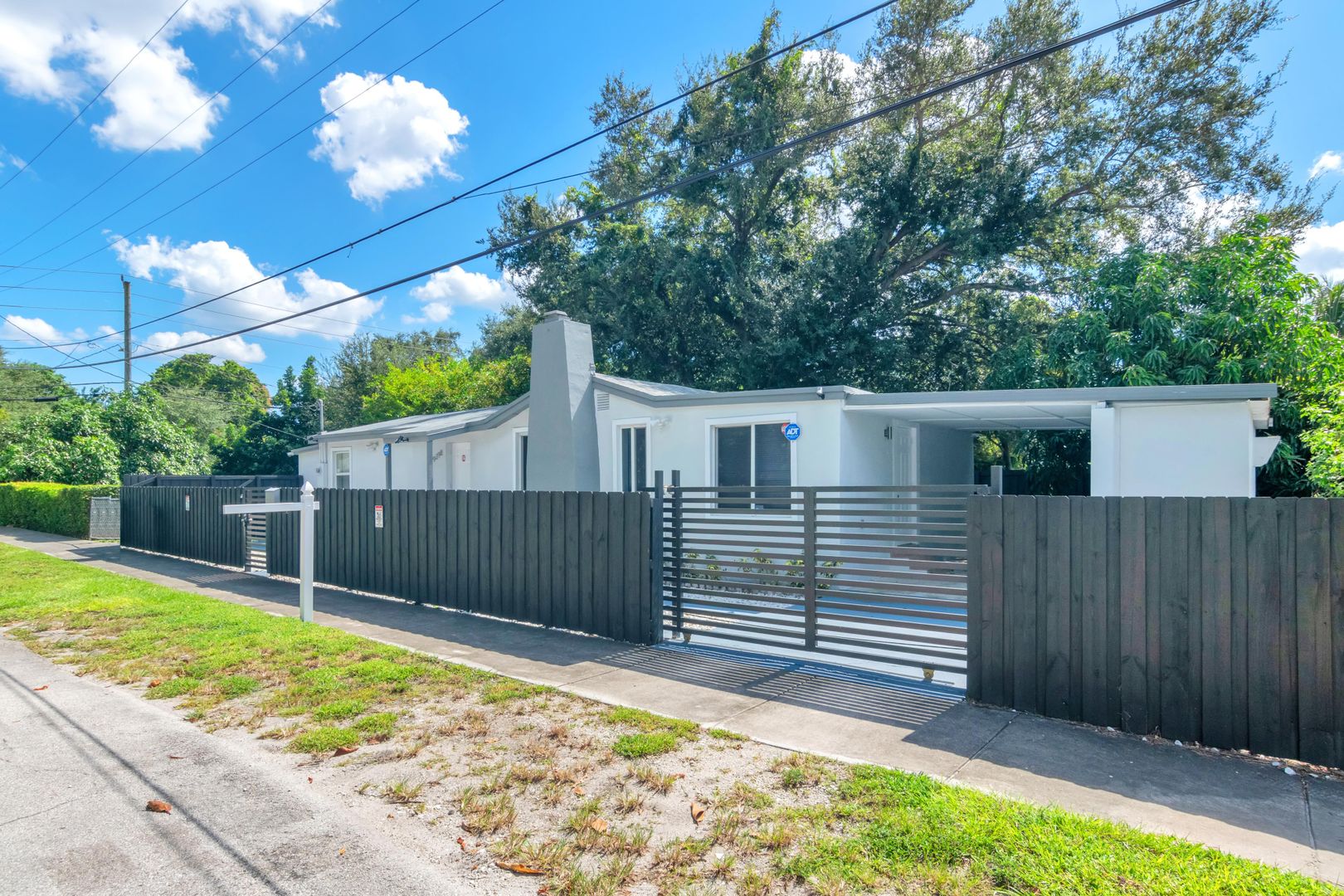 Miami House: 9398 NW 4 Ave