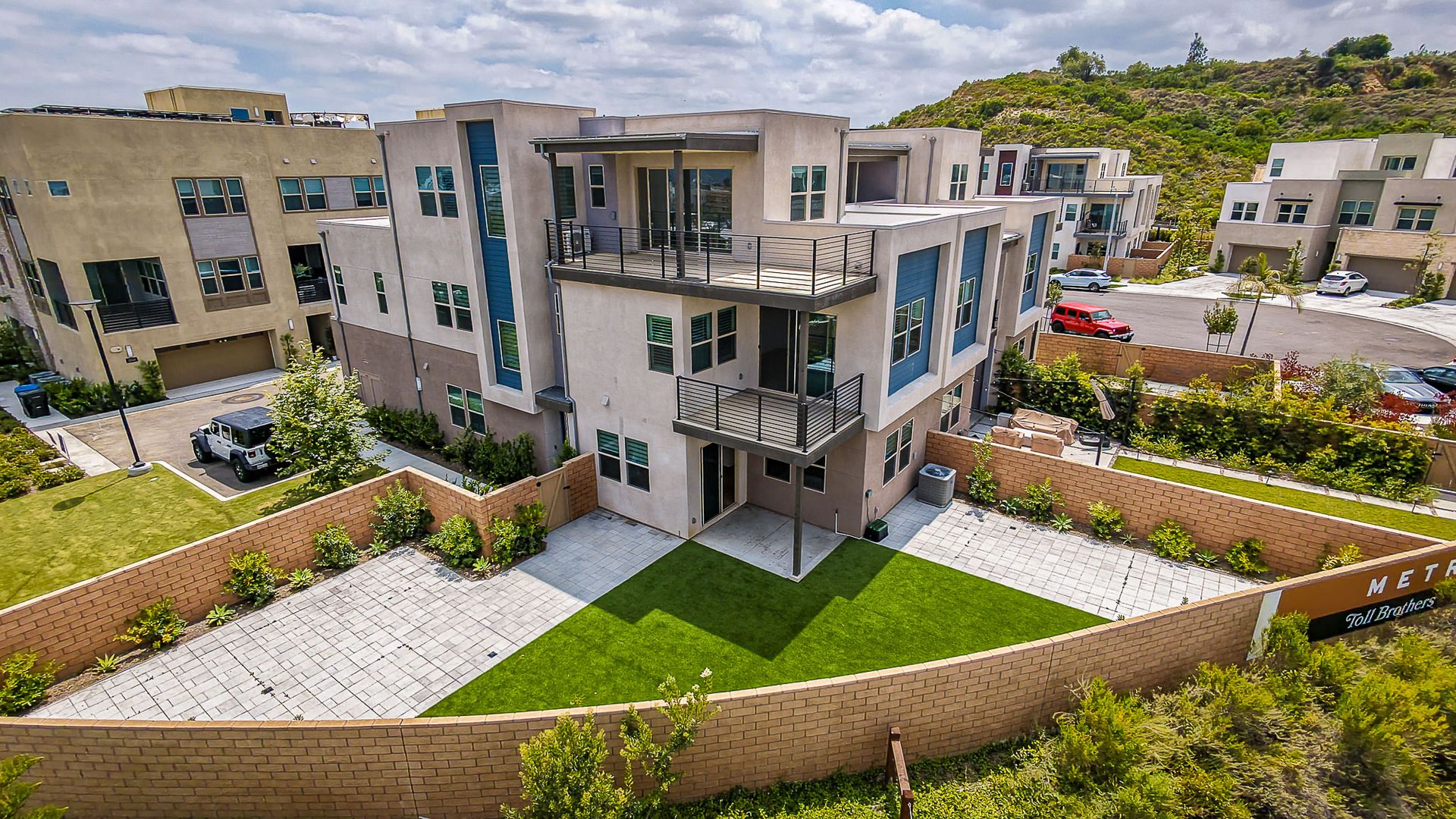 Montebello Townhome: 2058 Hollyleaf Terrace