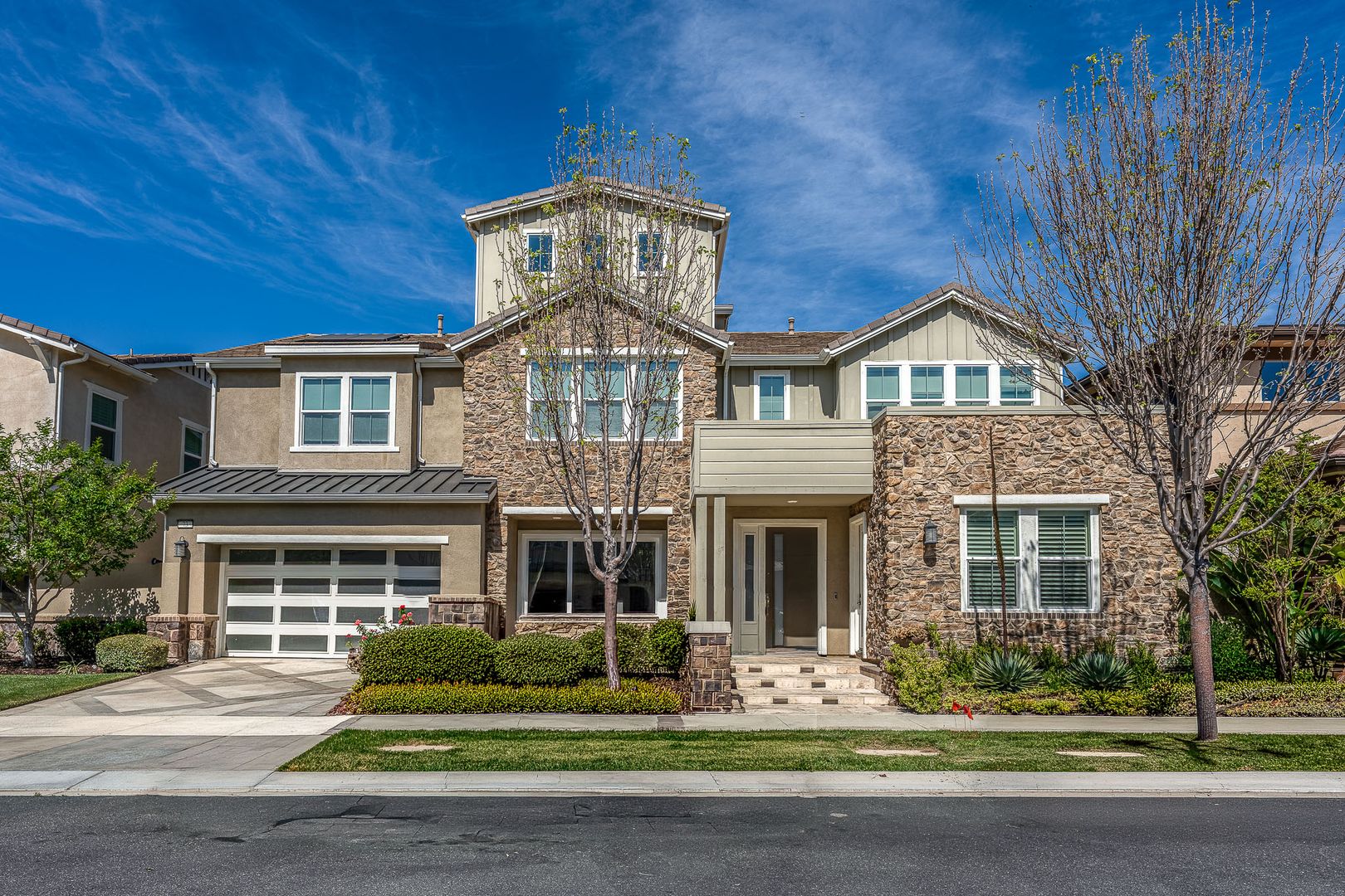 Irvine House: 73 Bolide