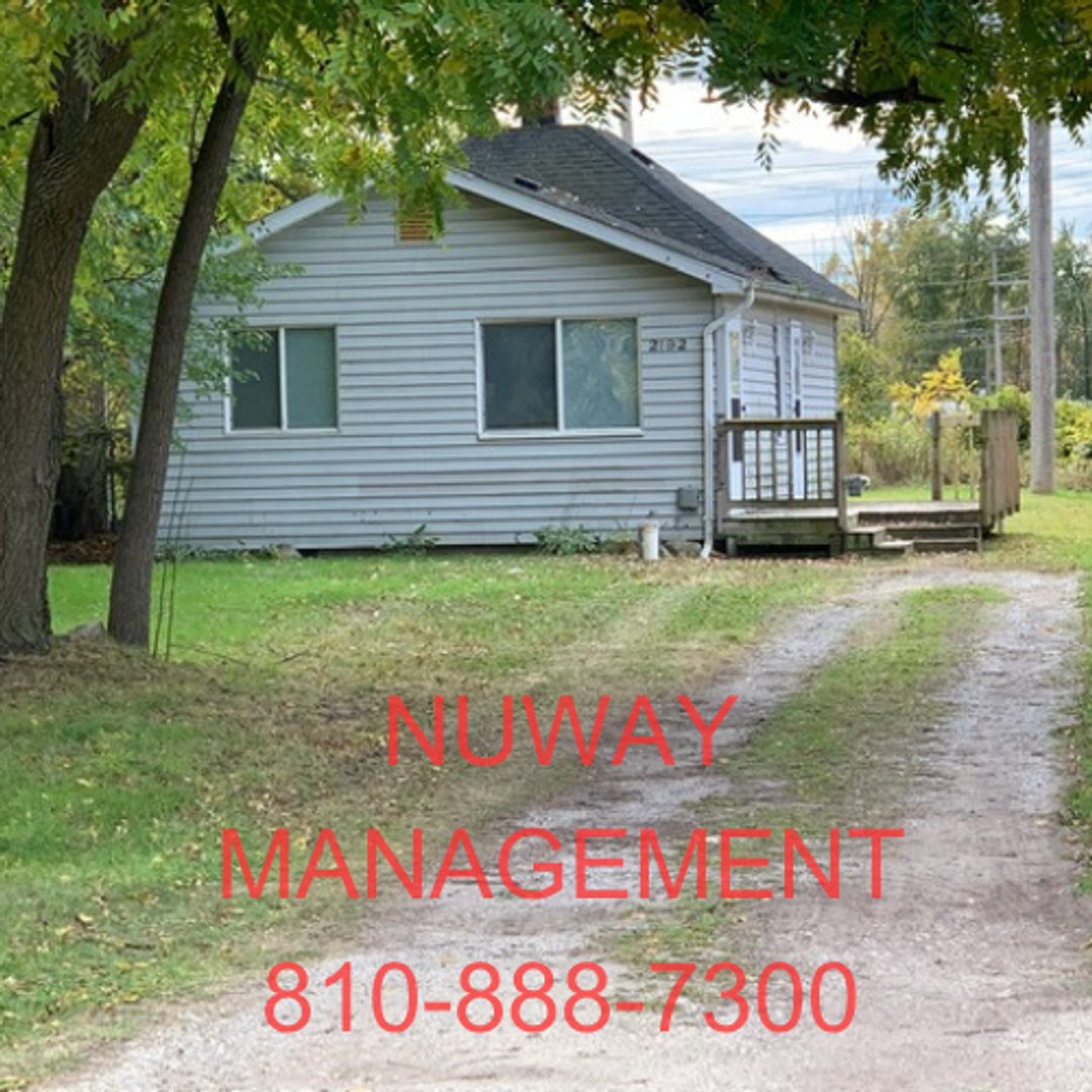 Burton House: 2192 Red Arrow Rd