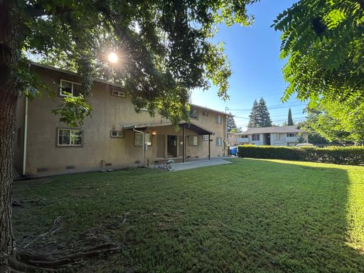 4-plex with large yard close to CSUC, shopping, and transportation - Upstairs Unit with on-site Laundry Room – photo 1