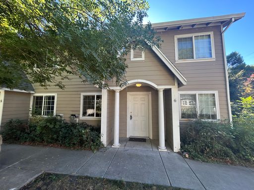 3 Bedroom 2 bath near Chico State! – photo 1