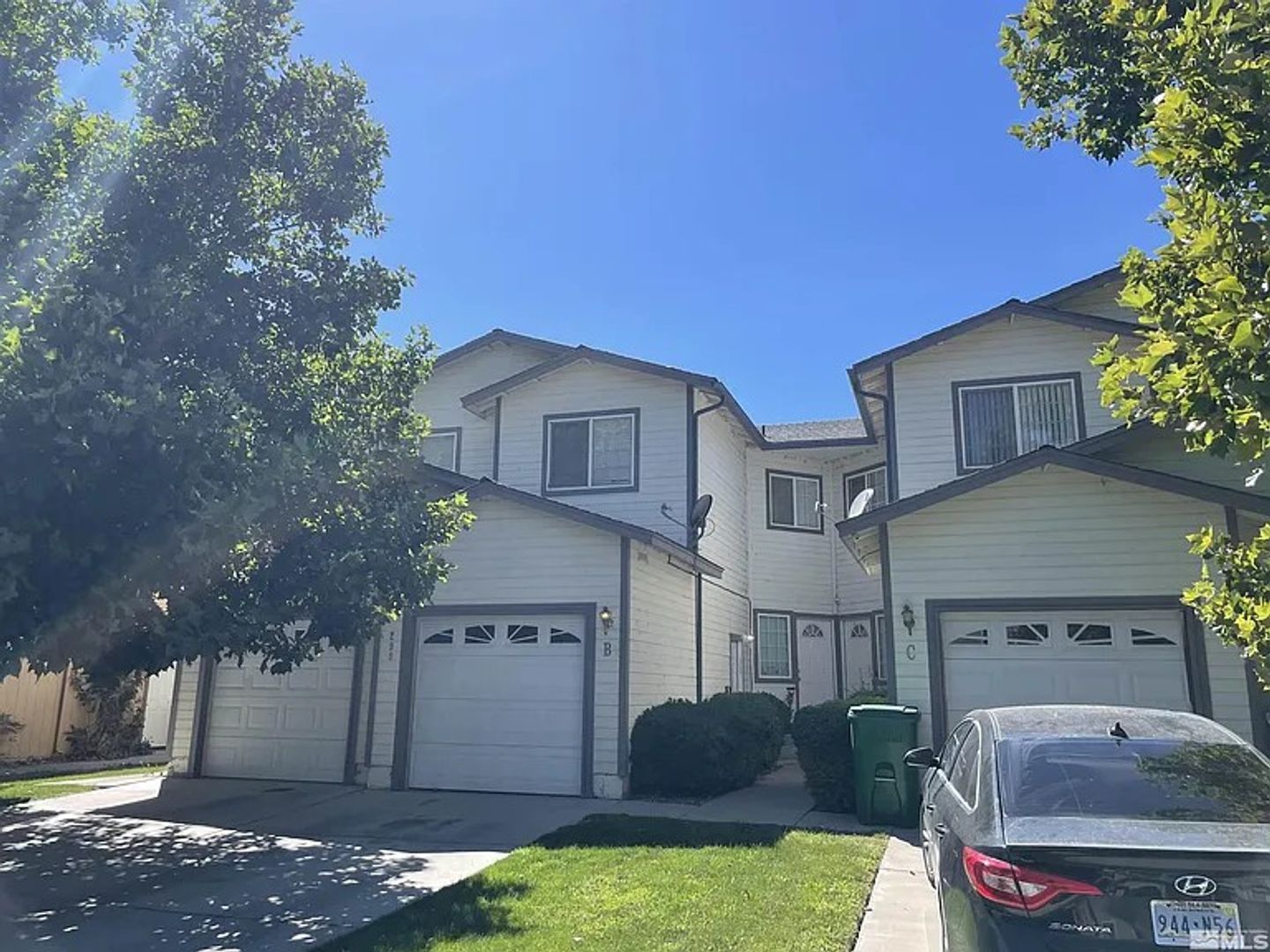 Dayton Apartment: 299 Sweetwater Circle