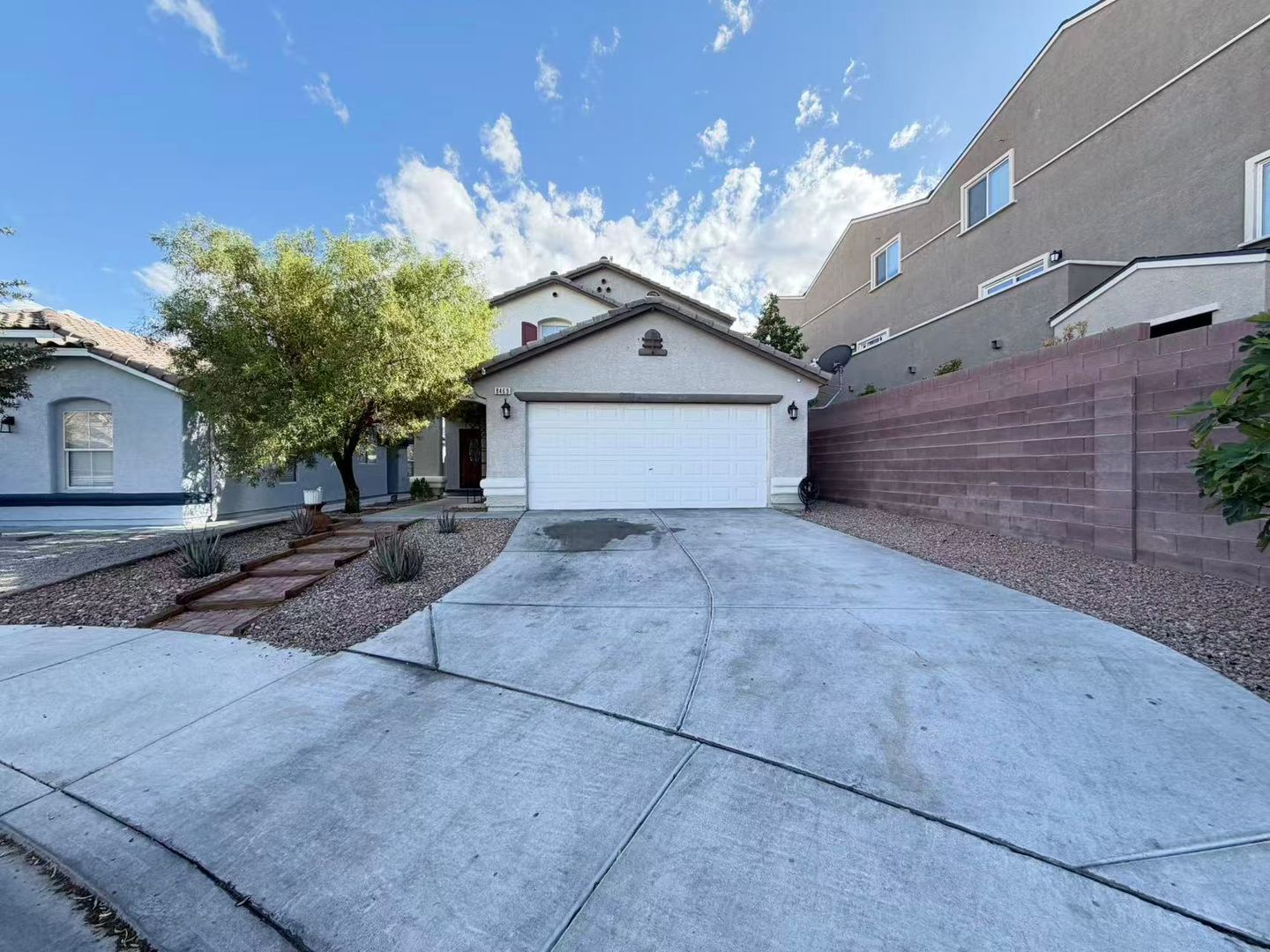 Las Vegas House: 8469 Cavaricci Ave