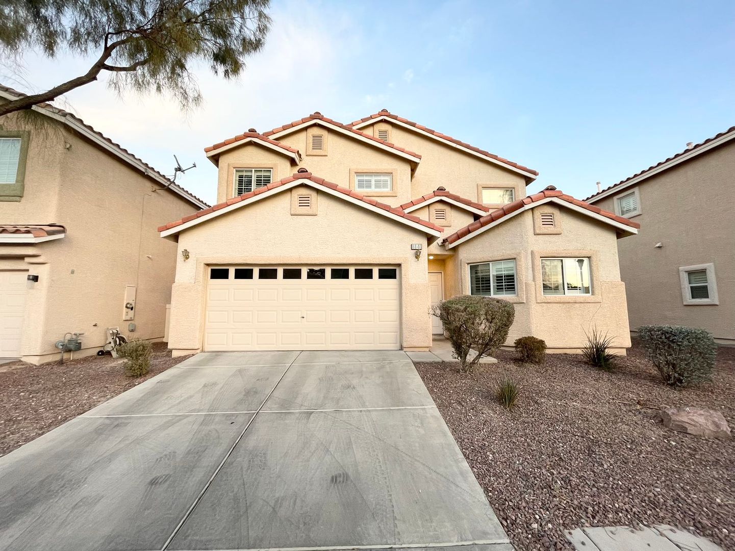 Las Vegas House: 8840 Blue Wolf St